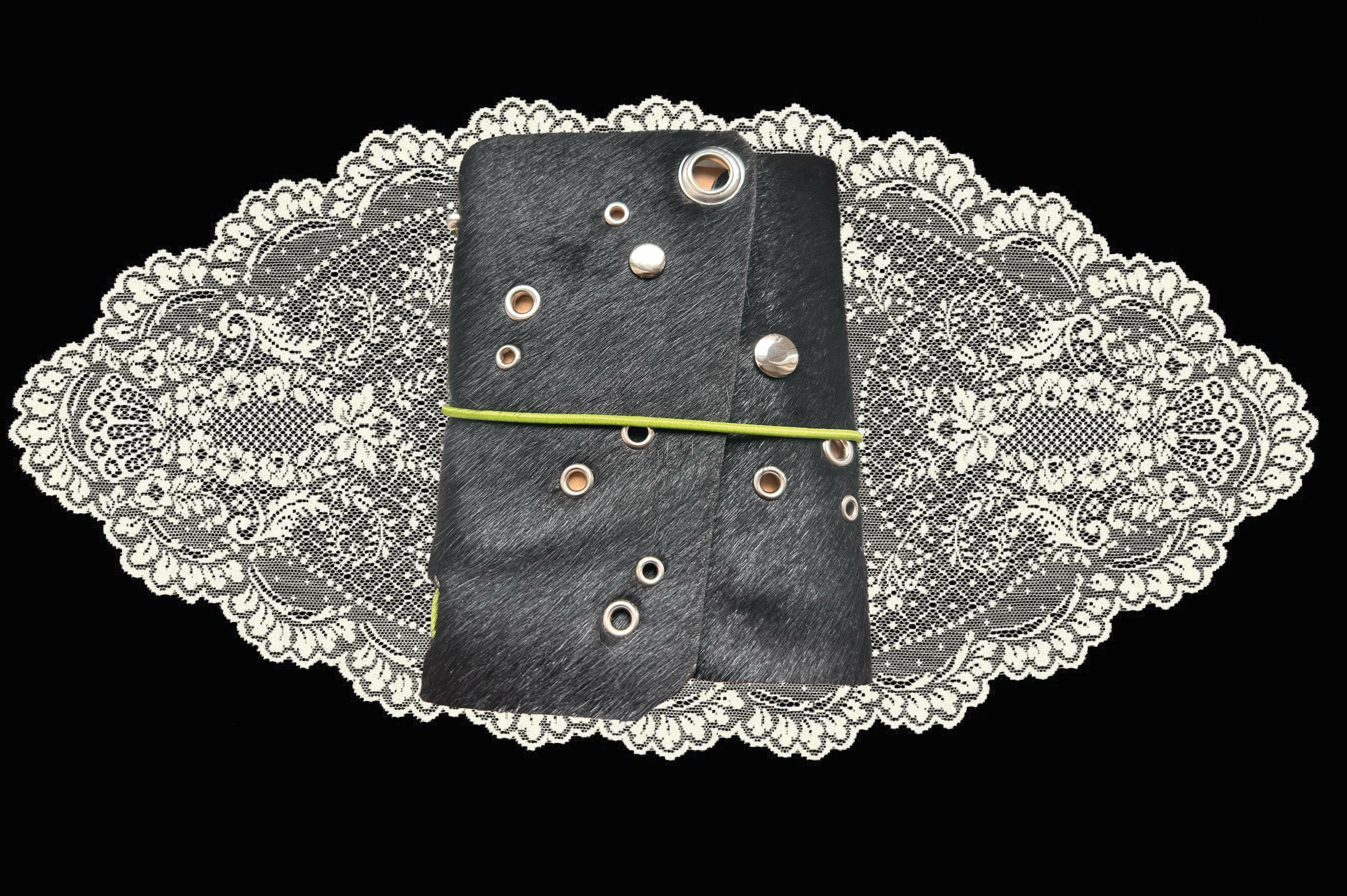 Black Cowhide Leather with green thread (AUTHENTIC LEATHER) ⋆˙⟡ A6 size